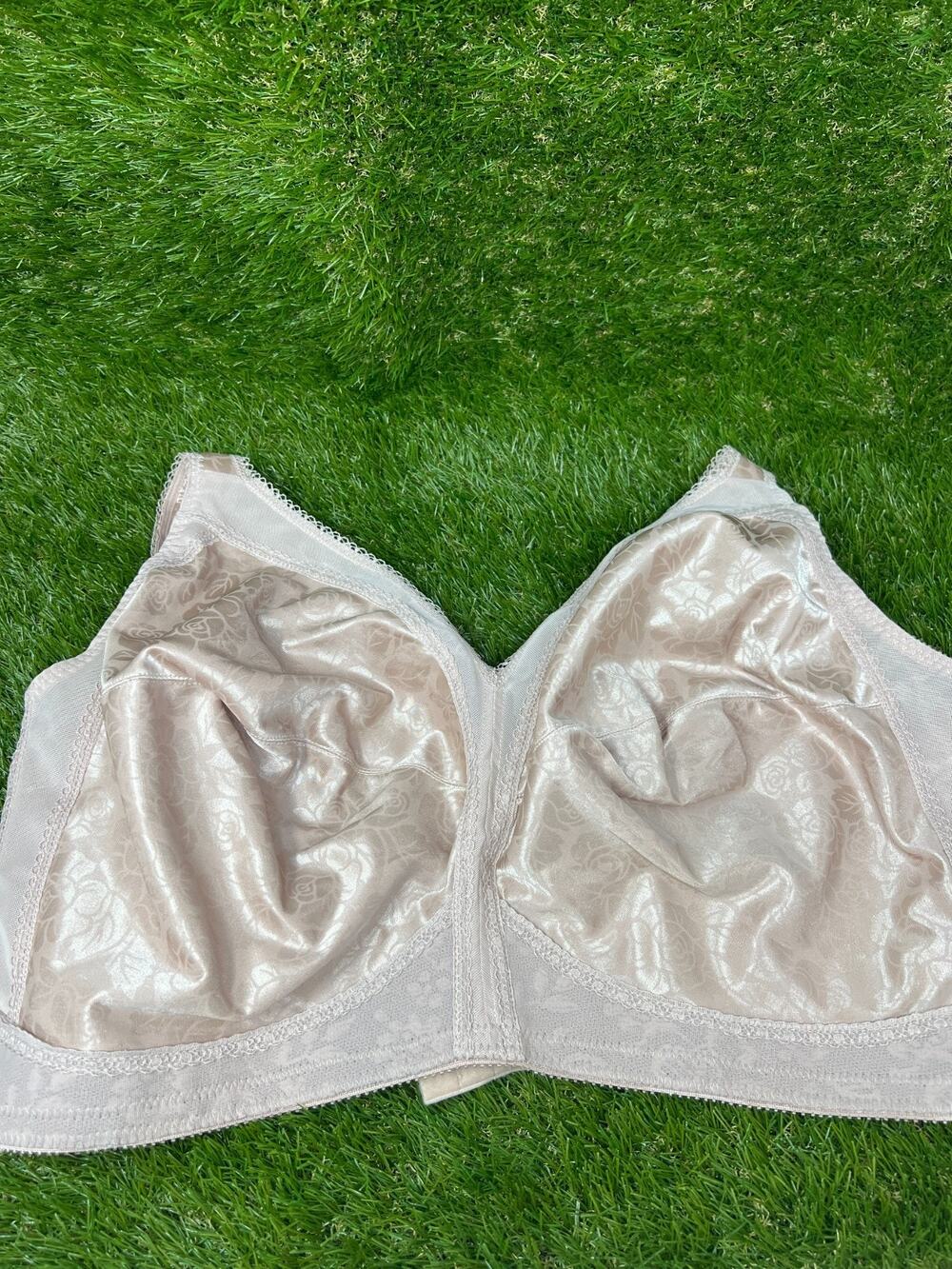 Playtex 48DDD NO TAG Beige 4693 18 Hour Ultimate Shoulder Comfort Wireless Bra